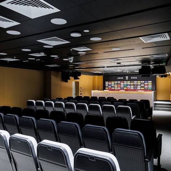 Ледовая арена УГМК-Арена