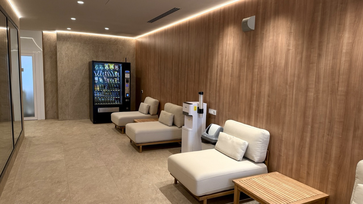 Бассейн у Флагштока_11