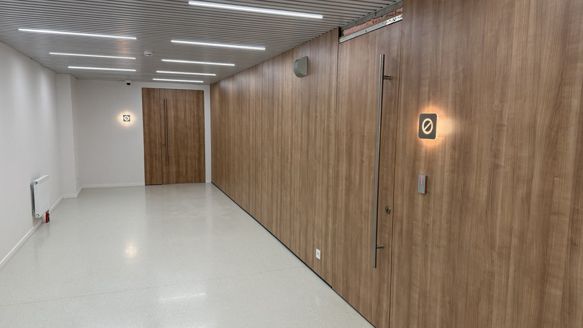 Бассейн у Флагштока_14