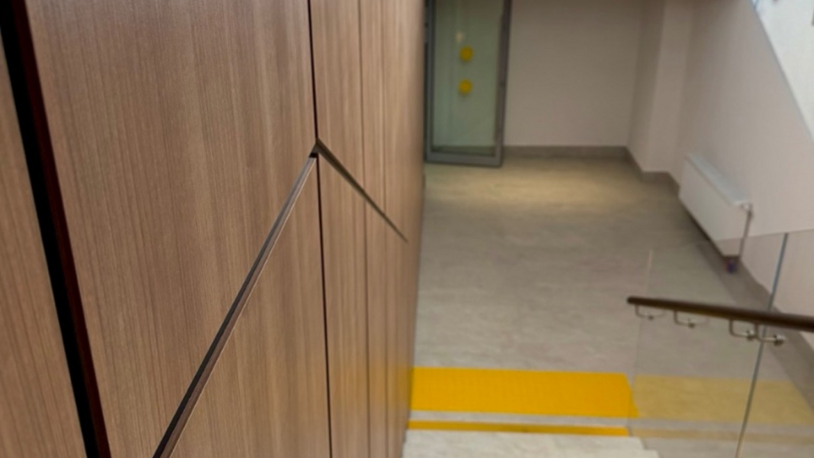 Бассейн у Флагштока_5