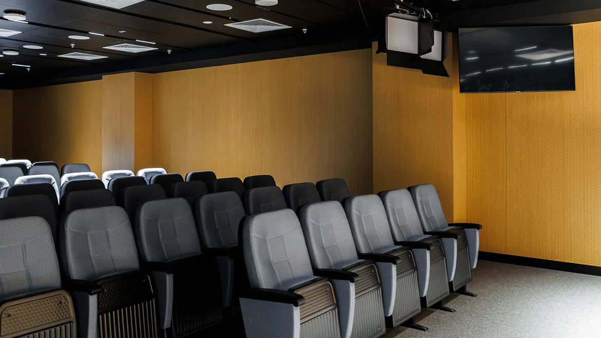 Ледовая арена УГМК-Арена_1