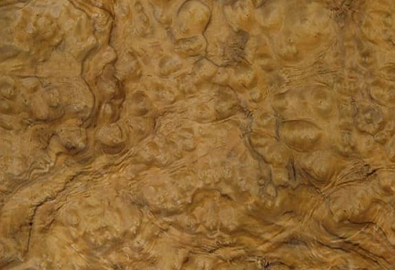 Натуральное дерево: шпон «Имбайя корень»